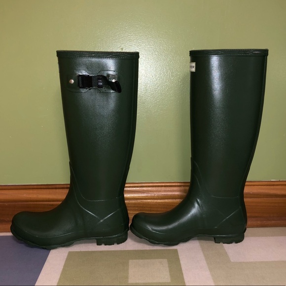 HUNTER Matte Green Tall Norris Field Boot - Picture 4 of 8